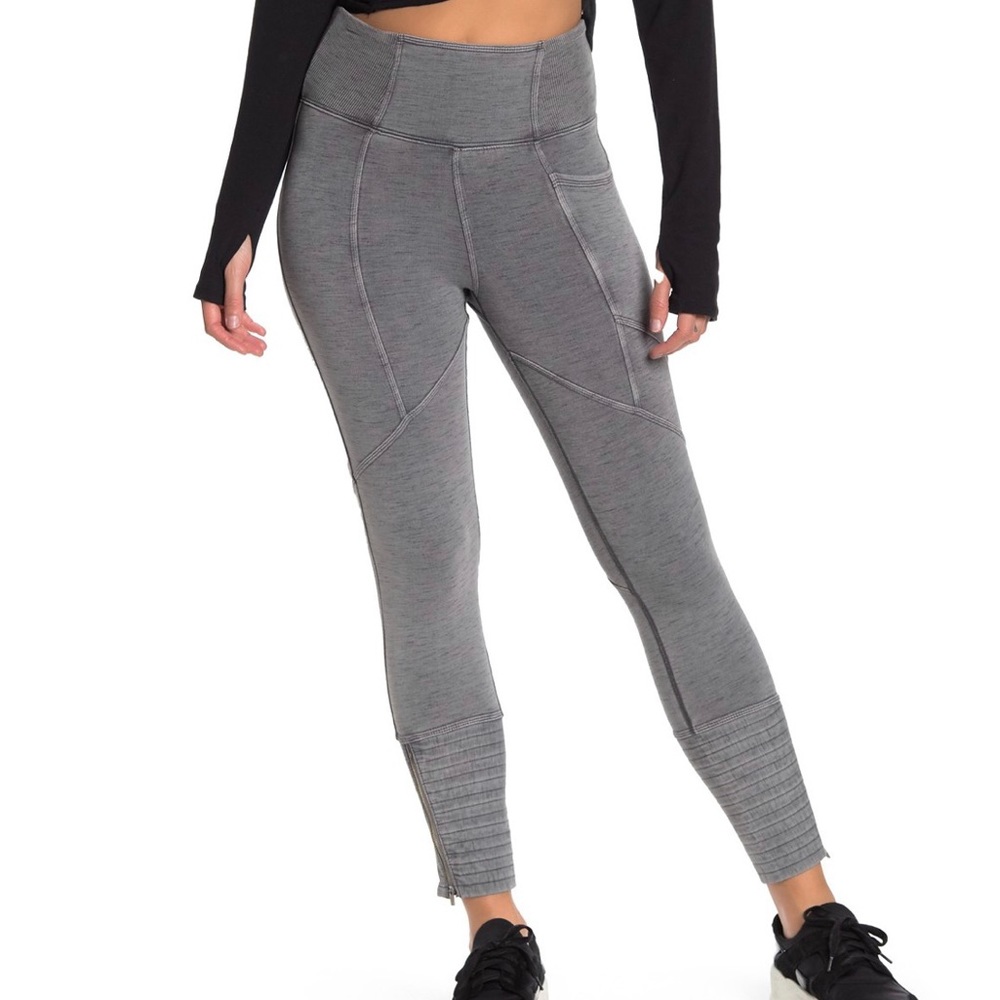 NWT Free People get it on leggings sz small